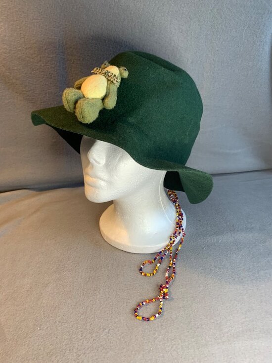 Ladies Green Crusher Wool Hat with Frog and Bead Accents by Effanem Vintage main image 5